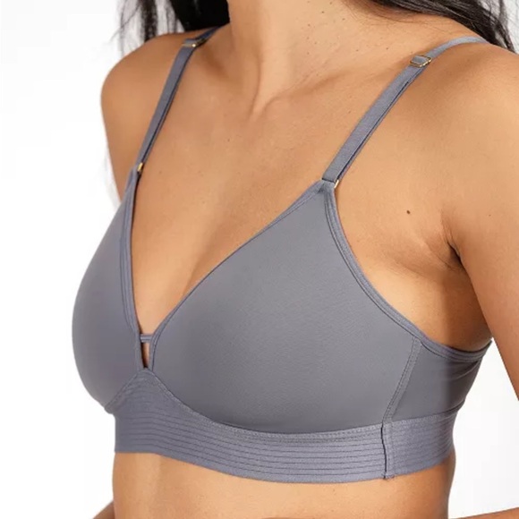 Lively Spacer Bra in Smoke, 32DDD - Picture 2 of 9